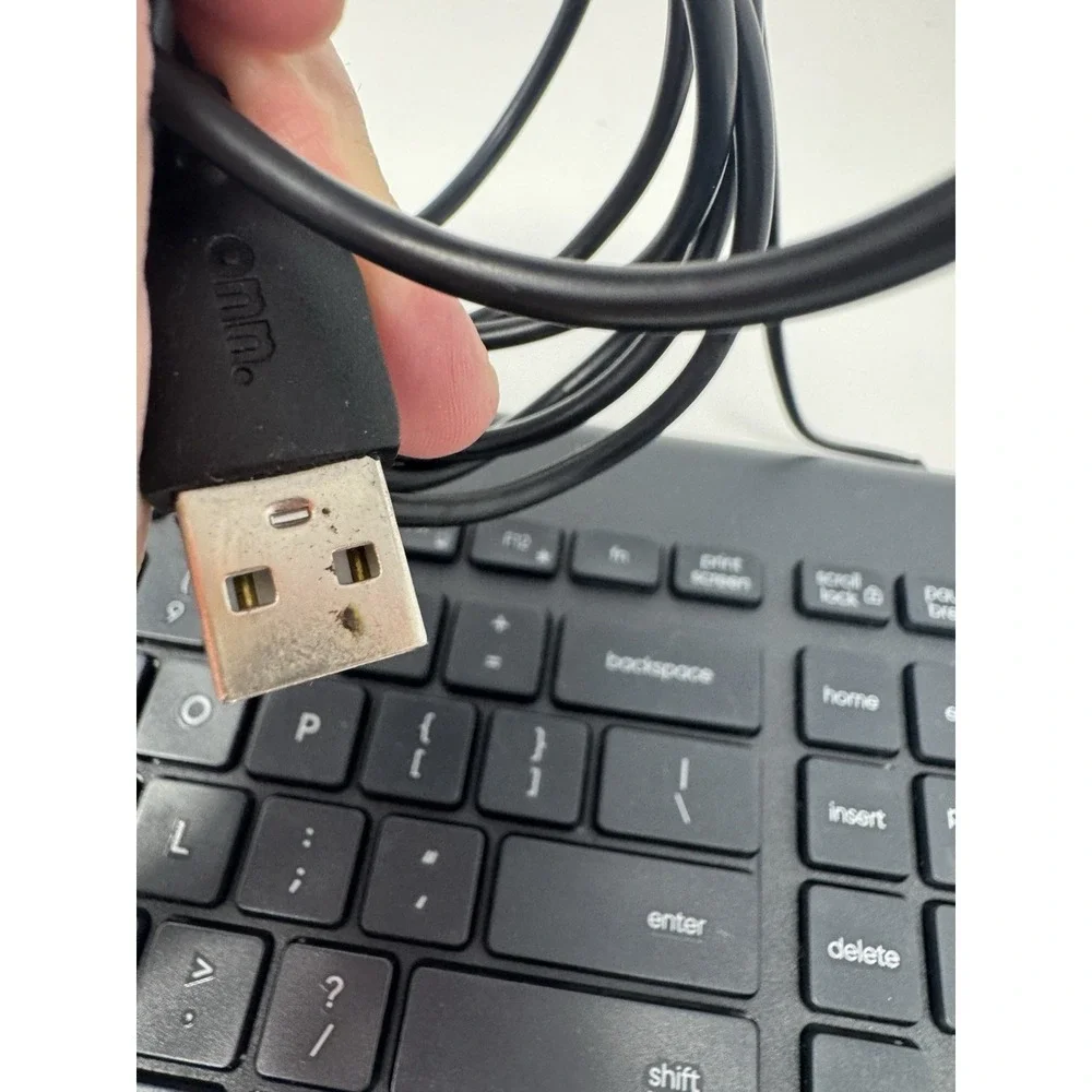 Surf Onn Wired USB Keyboard 104 keys 100009052 Black WORKS TESTED